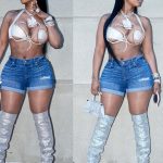 Kash Doll Instagram - And i reeled like I’m fishing Damn i caught a Detroit piston Hair @hairstylesby_nayy Bra top @jordendime_ Detroit, Michigan