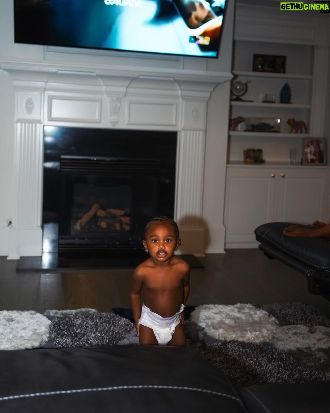 Kash Doll Instagram - Can y’all believe he start school sept 5th? My 1 year old ❤️