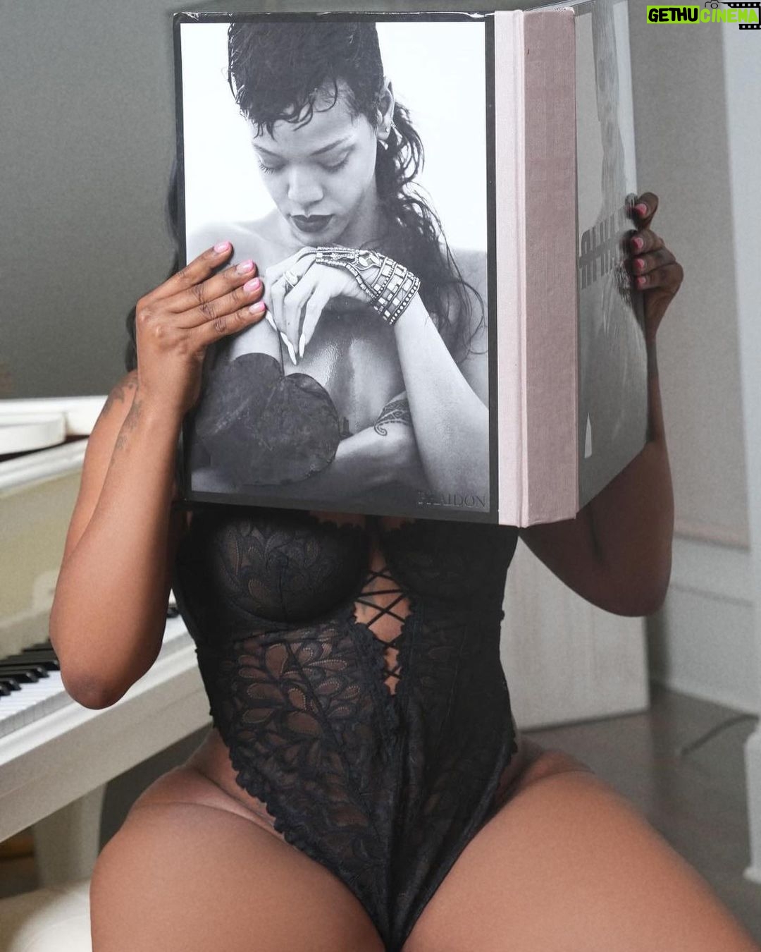 Kash Doll Instagram - I get better with time like wine 🍷 @savagexfenty #savagexambassador