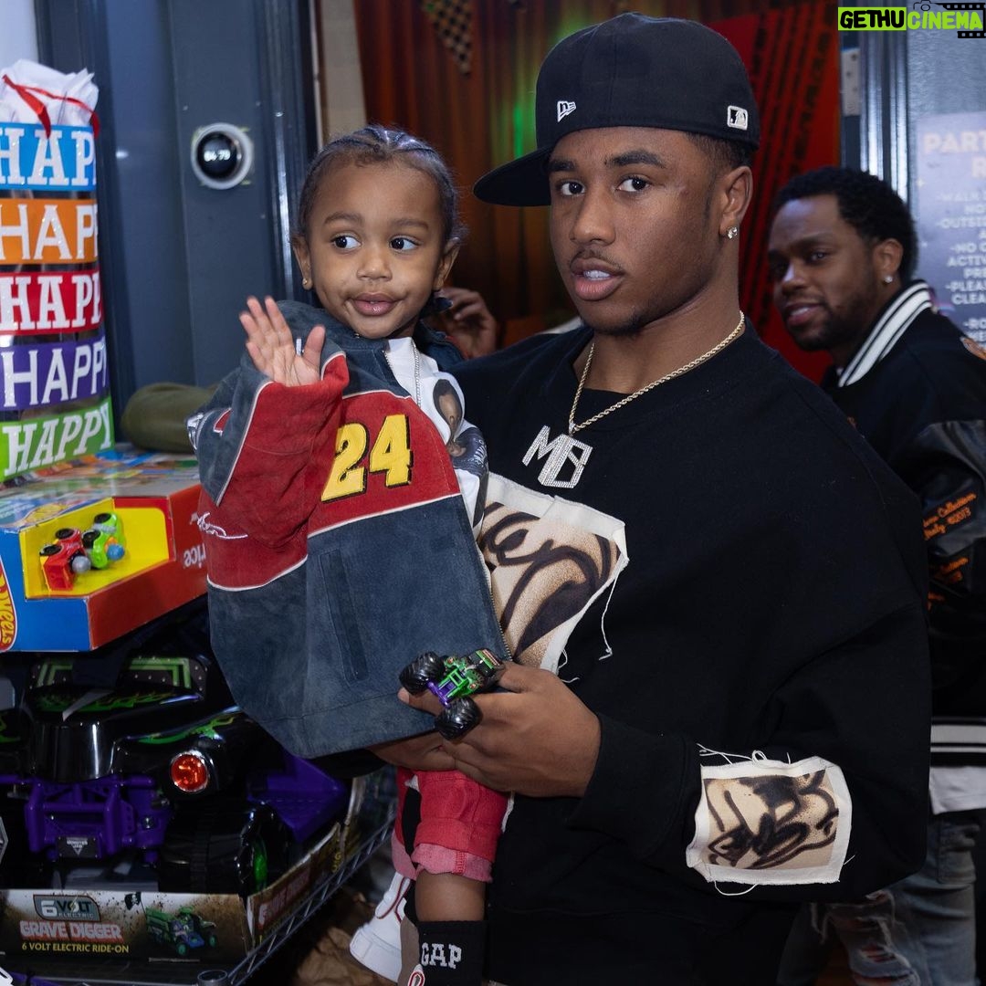Kash Doll Instagram - I’m 2 days late but listen being in mommy mode is different lol happy birthday to my pride and joy @babykashrich this little person has such a big impact on my life! Kashton you mean the world to me so i wrote u a song : My Baby boy my heart beat and my snook Yea ya mama been a boss but you made me woman up Life wit you is like a party you my sweetest surprise Lost my daddy and you came into the world wit his eyes favorite song is when I hear you laughing I give you anything without you asking All the kash don’t amount to kashton Pacifier in ya passport pic Another 100k in savings every year for my prince Caddy truck for mini me We too fly mini vans Pray for you so every weapon formed against you gotta jam Love for you is deeper than you’ll ever understand You got a village dedicated to making you a man I gave you life and I’ll do life behind you I’ll use every second that I’m wit you to remind you Ya daddy spoils and adores me and loves me it’s true But Greatest thing he coulda ever gave me was you 📸 @imagesbykennedy