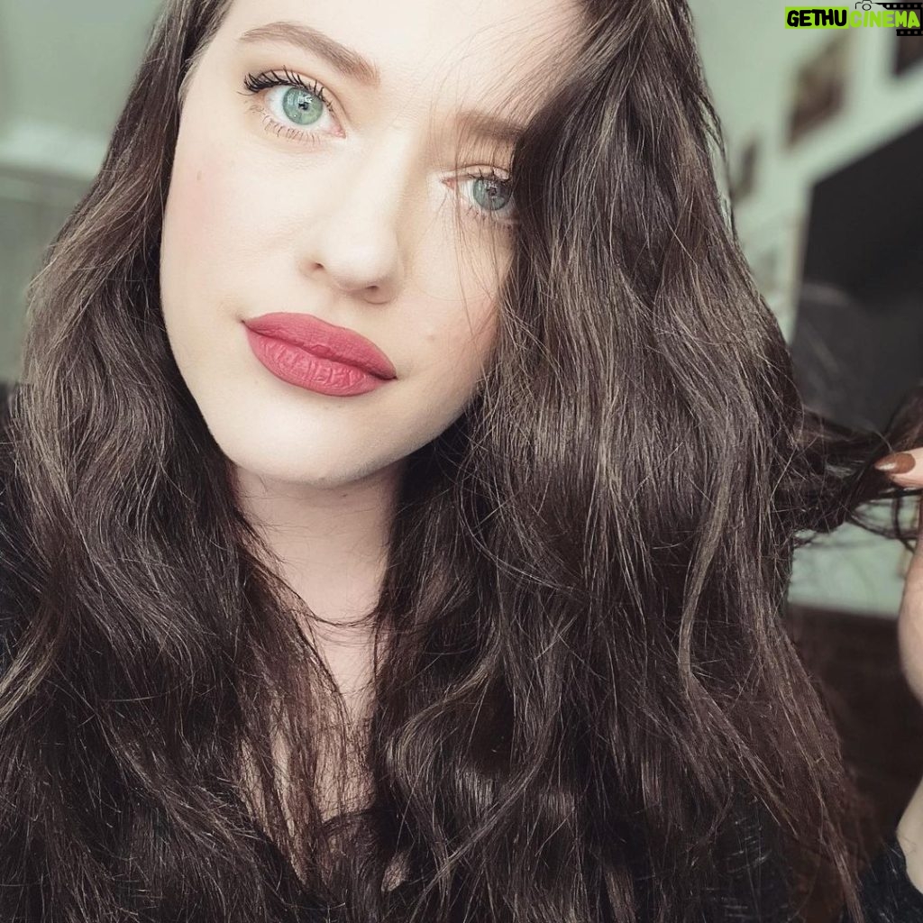 Kat Dennings Instagram - she had lips like the Sahara