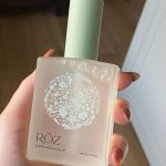 Kat Dennings Instagram - Blown away @mararoszak @rozhair congratulations on this gorgeous hair oil 🤍
