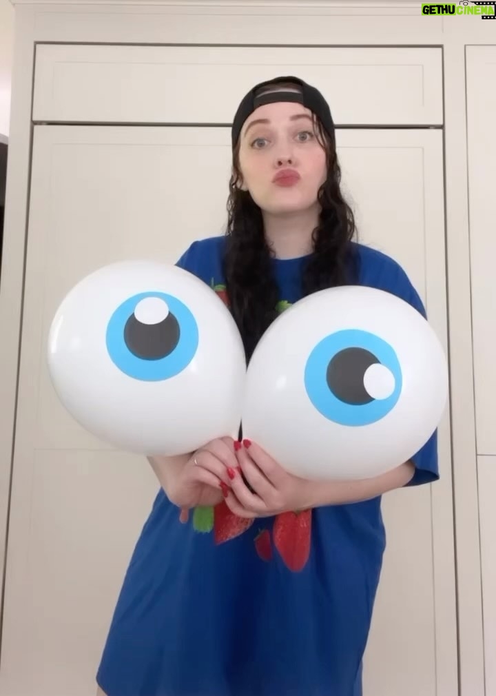 Kat Dennings Instagram - my eyes are up here