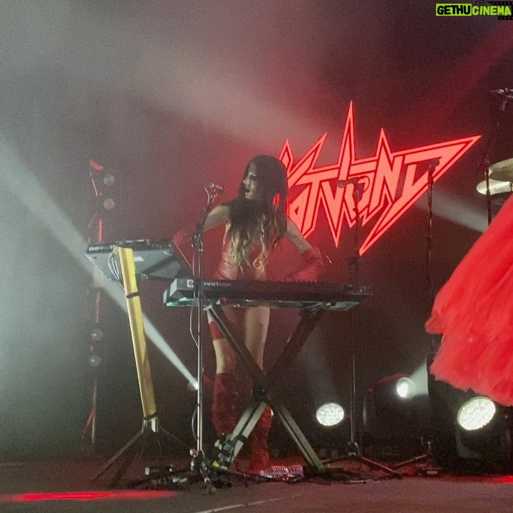 Kat Von D Instagram - Happiest Birthday to my beloved friend, bandmate and sis I always wanted @sammidoll !! 🖤❤️🖤❤️