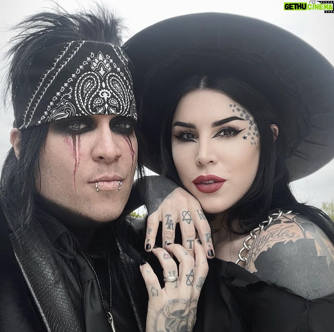 Kat Von D Instagram - 🖤🕷 @llewellyn 🕷🖤
