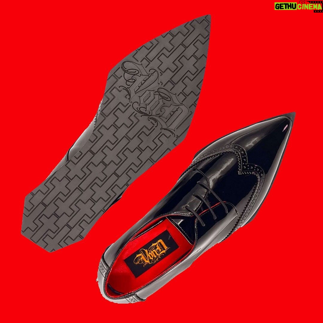Kat Von D Instagram - The @VonDshoes Nina Oxfords are selling fast! 🙀 Can’t thank you enough for showing my little vegan shoe line so much love!❤️ #VonDshoes