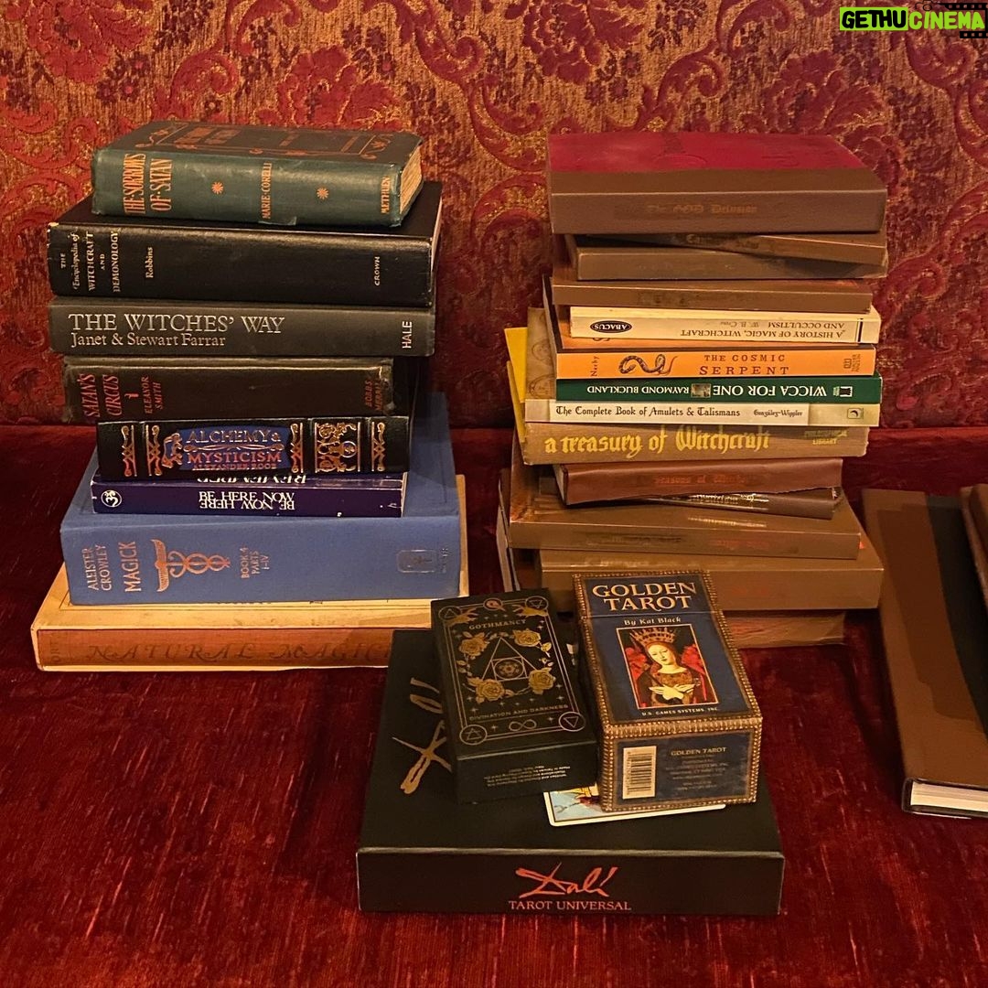 Kat Von D Instagram - I don’t know if any of you have been going through changes in your lives right now, but in the last few years I’ve come to some pretty meaningful realizations — many of them revolving around the fact that I got a lot of things wrong in my past. Today, I went through my entire library, and threw out books that just don’t align with who I am and who I want to be. I’ve always found beauty in the macabre, but at this point, I just had to ask myself what is my relationship with this content? And the truth is, I just don’t want to invite any of these things into our family’s lives, even if it comes disguised in beautiful covers, collecting dust on my shelves. In no way is this post designed to put anyone down if you’re into this stuff, because I think we are all on our own journey, and I love everyone regardless of where they might be at. But right now, it’s never been more clear to me that there is a spiritual battle taking place, and I want to surround myself and my family with love and light. With that being said, I want to send extra love to everyone out there, and hope through some of these trying times, you are making meaningful changes in your life, too! Thanks for listening. 🖤