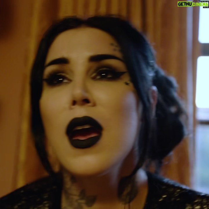 Kat Von D Instagram - I’m so excited to share with you a little acoustic version of “I Am Nothing” tomorrow at 9AM PST on my YouTube channel 🖤 @sammidoll @mrpharmacist72 and @brynnroute filmed this intimate video for you here at the house, and hope you will love it! 🖤 #lovemademedoit