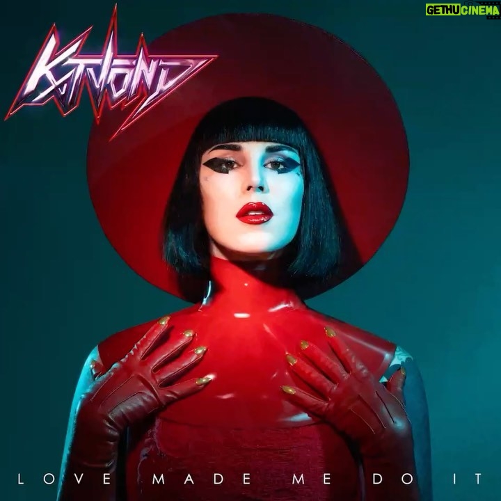 Kat Von D Instagram - MY ALBUM “LOVE MADE ME DO IT” IS OUT NOW!!!🙀 click link in bio to listen!! And thank you to everyone for being so patient with this release - your love and support means so much more to me than you will ever know! ❤️ #lovemademedoit