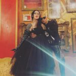 Kat Von D Instagram - Just some wholesome backstage content for you from our #LoveMadeMeDoIt record release party! 🖤 The Belasco