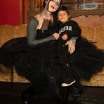 Kat Von D Instagram - Just some wholesome backstage content for you from our #LoveMadeMeDoIt record release party! 🖤 The Belasco
