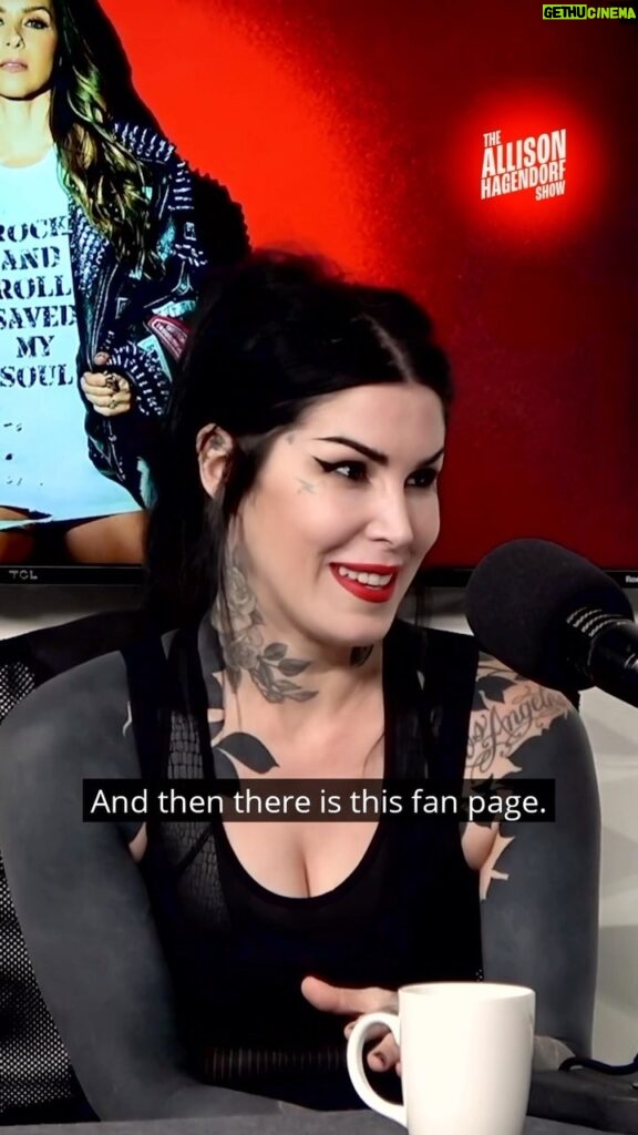 Kat Von D Instagram - @thekatvond covered @thecure #lovesong en español and still has love for the haters 🖤🖤🖤 Good advice here for all of us 🙏🏼🥰(Full Conversation Link In Bio ❤) #cantwealljustgetalong #respect #katvond #thecure #robertsmith #allisonhagendorf #theallisonhagendorfshow #cover #music #musiclover #musicfan #musicismylife #goth #gothaesthetic #mileycyrus