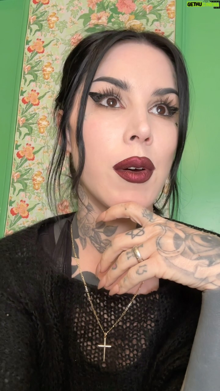 Kat Von D Instagram - **and a special THANK YOU to Miles Davis’ son @edavis5000 and the Miles Davis family for all the support, knowing how ridiculous this lawsuit was. If anything, I hope this trial sheds light onto Miles Davis epic legacy, because I know he would have loved Blake’s tattoo and hated that this lawsuit even took place. 🖤 Romans 12:19