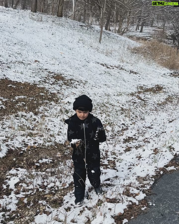 Kat Von D Instagram - Woke up to this beautiful Indiana winter wonderland this morning! 🤍 Vevay, Indiana