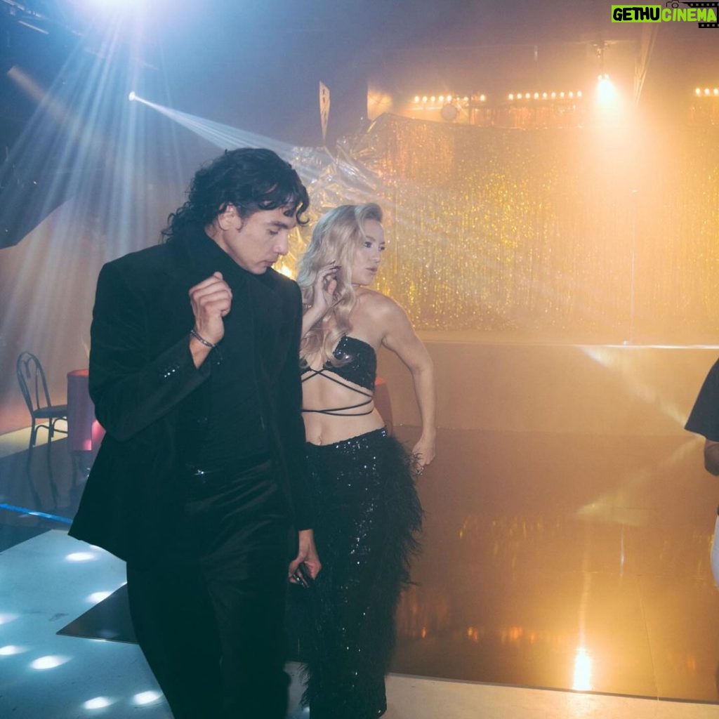 Kate Hudson Instagram - ✨🤍Dance partner appreciation 🤍✨ @marlonpelayo #bts 💫TALK ABOUT LOVE✨ *official video* OUT NOW (link in bio)