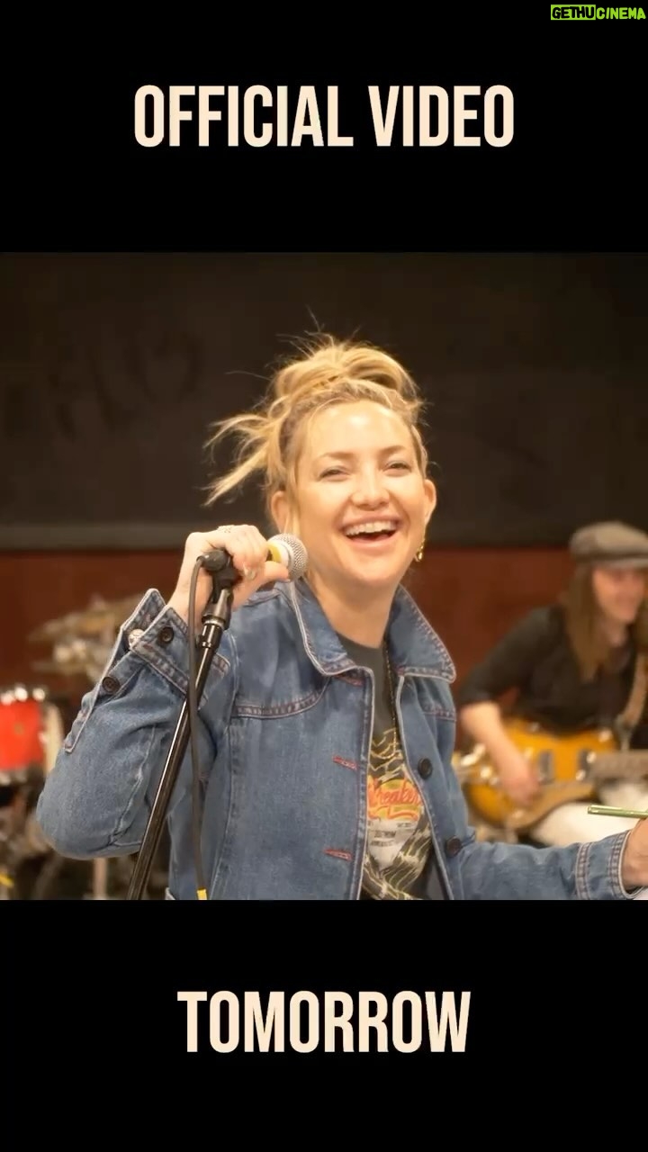 Kate Hudson Instagram - 🤍✨TOMORROW✨🤍 *link in bio to set a reminder*