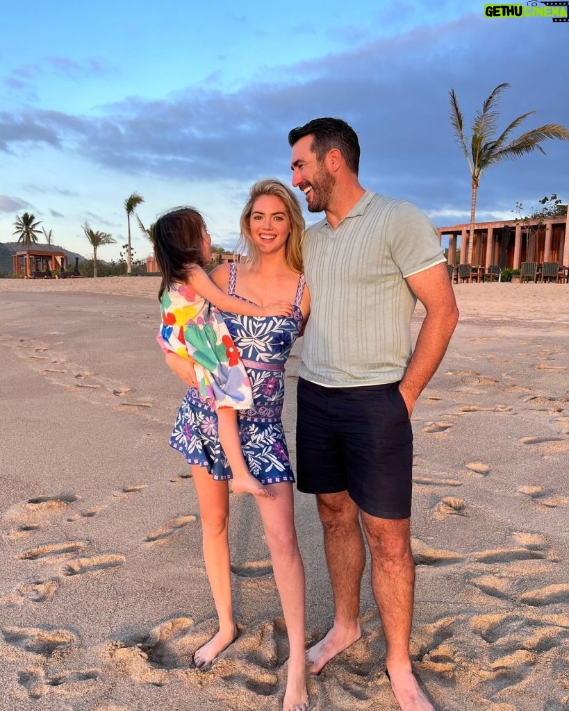 Kate Upton Instagram - Happy birthday to the most amazing husband, father and best friend a girl could ask for. I love you so much @justinverlander! 😍