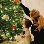 Kate Upton Instagram - Is it too soon to start decorating for Christmas? Asking for a friend… #FBF (my baby girl was so little! 🥺)