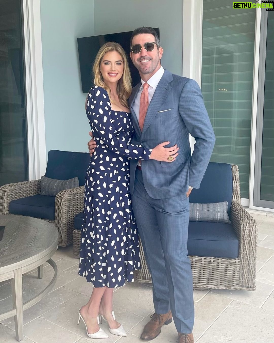 Kate Upton Instagram - Happy anniversary to the love of my life! Thank you for being the most incredible father, husband and best friend. 4 years down, forever to go! ❤️ I love you @justinverlander!