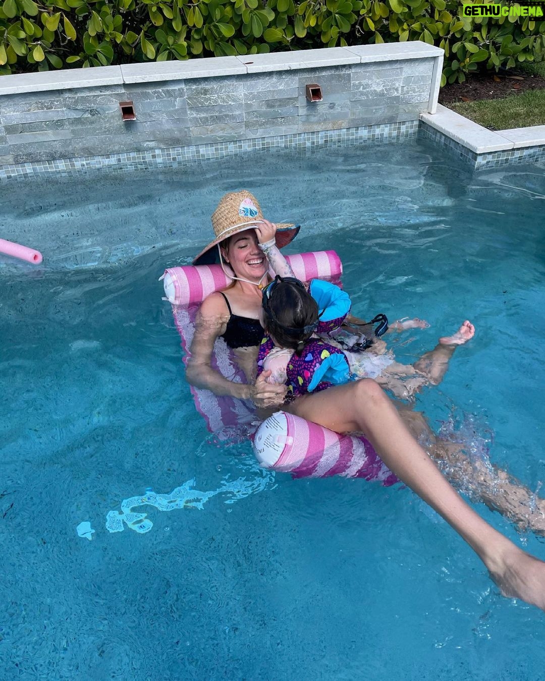 Kate Upton - 82.1K Likes - Pool days look a little different these days... #FashionVsReality #Fbf