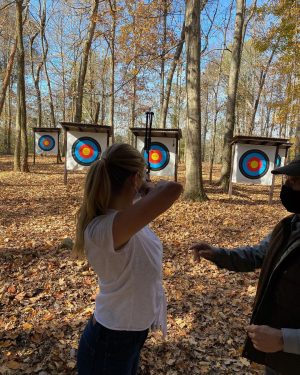Kate Upton Instagram - Who knows what 2021 will throw at us... might as well be prepared 🤣🏹