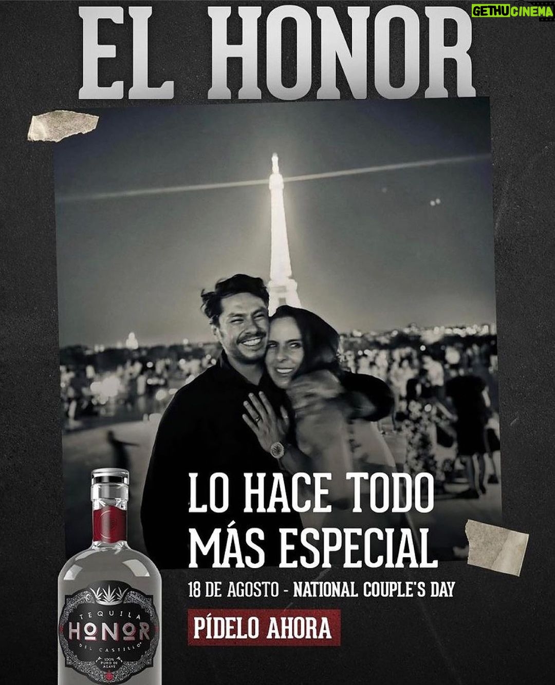 Kate del Castillo Instagram - Síguenos @tequilahonor • Feliz viernes y día nacional de la pareja! Otra excusa para disfrutar de Honor con la persona especial en tu vida. Saludos a aquellos que ya la encontraron y también a los que la están buscando. De cualquier forma, disfruta tu fin de semana con Honor! Sigue viviendo con Honor! Happy Friday and National Couples Day! Another excuse to enjoy Honor with the special person in your life. Greetings to those who have already found that special person and also to those who are still looking. Either way, enjoy your weekend with Honor! Keep living with Honor! #EstadosUnidos #VIP #tequilacocktail #cocktailtime #tequilahonor #viveconhonor #tequila #honor #honorisinyourhands #livewithhonor #mexico #shots #honorisinyourhands #tequilatime #tequilanight #mexicancocktails #tequilalover #mexicantequila #tequilamexicano #margaritas #usa #tequilatime #katedelcastillo @tequilahonor @katedelcastillo