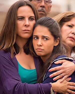 Kate del Castillo Instagram - Great memories! The 33, the movie directed by amazing @patriciariggen with @juliettebinoche #cotedepablo @loudphillips @juanpabloraba @naomigscott @jacobvargas @rodrigosantoro @mario_houses @antoniobanderas