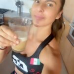 Kate del Castillo Instagram - @combateglobal thanks for my outfit ! @icelandicglacial thanks for hydrating me ! #workout #coffee #katelifestyle