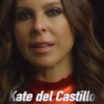 Kate del Castillo Instagram - @katedelcastillo, la estrella de La Reina del Sur, nos dice: “Las personas que piensan que la tauromaquia es una cultura están equivocadas, la tauromaquia no es cultura es tortura.” Humillar, mutilar y asesinar animales es abuso, violencia y crueldad. 🐂💔   Acabemos con esta horrible práctica y dejemos a los toros vivir en paz. Dile NO a la Tauromaquia 🚫 #sanfermin #pamplona Pamplona, Spain
