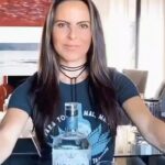 Kate del Castillo Instagram - Síguenos @tequilahonor Para los que no han probado nuestro nuevo Mezcal Honor, está delicioso y muy suave ya que viene del estado de Guerrero; producido de la variedad de agave Cupreata la cual lo hace único! Tenemos una promoción para ayudar a nuestros hermanos afectados por el último huracán en Guerrero. ¡Cada compra marca la diferencia! Visita hoy www.Tequilahonor.com. El 100 % de las ganancias de las playeras de Mezcal se irán para apoyar a ‘Las mujeres del agave’, las cuales han estado apoyando a esta zona desde un inicio. ¡Apoyemos y eleva tus sentidos con el mezcal que captura el corazón de esta tierra! 🌟🔥 Vive con Honor! Follow us @tequilahonor For those who have not tried our new Mezcal Honor, it is delicious and very smooth since it comes from the state of Guerrero; produced from the Cupreata agave variety which makes it unique! We have a promotion to help our brothers and sisters affected by the last hurricane in Guerrero. Every purchase makes a difference! Visit www.Tequilahonor.com today. 100% of the profits from the Mezcal t-shirts will go to support ‘The Agave Women’, who have been supporting this area from the beginning. Let’s support and elevate your senses with the mezcal that captures the heart of this land! 🌟🔥 Live with Honor! #MezcalHonor #mezcalhonor #cocktail #EstadosUnidos #guerrero #tequilacocktail #cocktailtime #weekend #mezcalcocktail #tequilahonor #viveconhonor #tequila #honor #christmas #livewithhonor #mexico #cupeatra #tequilatime #tequilanight #mexicancocktails #tequilalover #guerrero #tequilamexicano #margaritas #usa #mezcaltime #katedelcastillo @tequilahonor @katedelcastillo