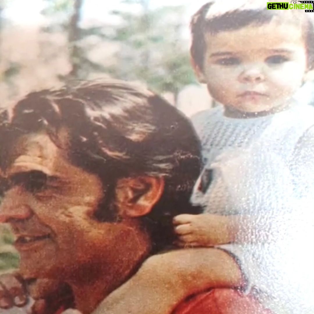 Kate del Castillo Instagram - Life doesn't come with a manual—it comes with a father. He’s too cool for social media, but I have to show some love to the ultimate dad on here regardless. Happy Father's Day #erickdelcastillo #fathersday #happyfathersday #dad #love #family