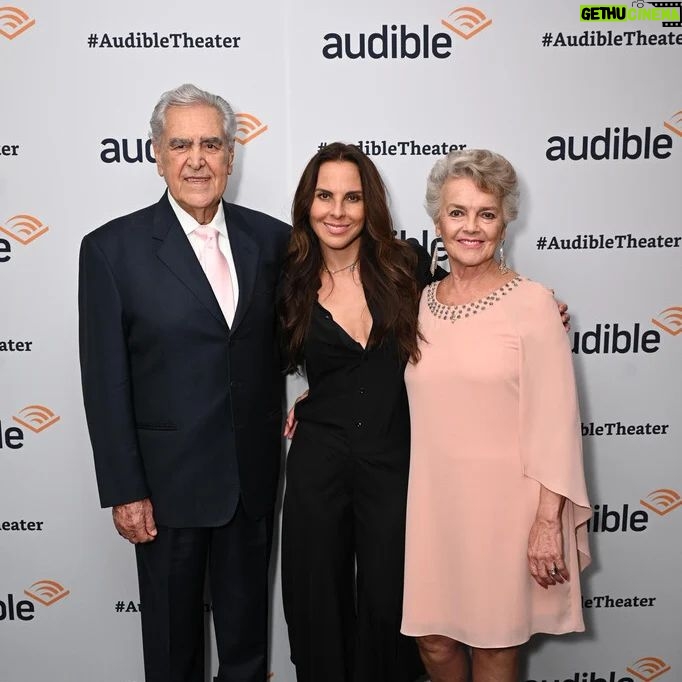 Kate del Castillo Instagram - TBT with my parents #ericdelcastillo #katetrillo in the opening night of my off-Broadway solo show The Way Se Spoke #tbt #katedelcastillo