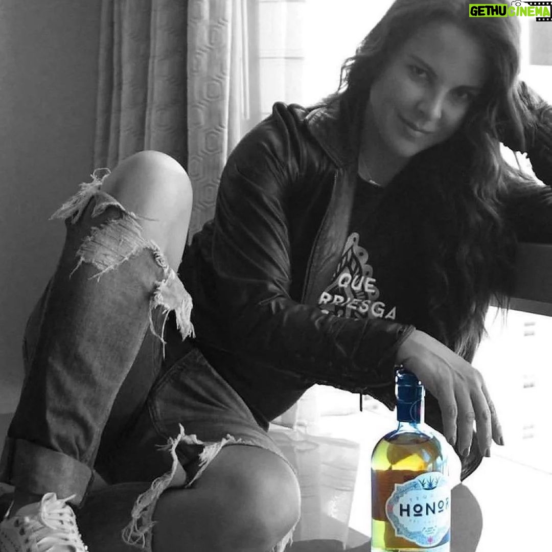 Kate del Castillo Instagram - @tequilahonor follow us!