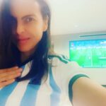 Kate del Castillo Instagram – Hoy soy MESSIcana!!!
Vamos Argentina!!!!
#messi #copamundial #worldcup 🇦🇷