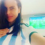Kate del Castillo Instagram - Hoy soy MESSIcana!!! Vamos Argentina!!!! #messi #copamundial #worldcup 🇦🇷