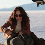 Kate del Castillo Instagram - Los valores de producción de esta temporada de #LaReinaDelSur…¡están a otro nivel! Teresa Mendoza regresa muy guerrera, en busca de la verdad. Recuerden que el gran estreno es el martes 18 de octubre a las 9pm/8c. ¡La ves por por Telemundo o no la ves! #LRDS3 #LaReinaReels 🔥