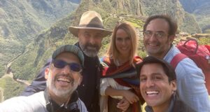 Kate del Castillo Instagram - Behind the scenes #lareinadelsur3 in Machu Picchu, Peru @reinadelsurtv Teresa Mendoza undercover 😎