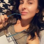 Kate del Castillo Instagram - Mi “fancy” sábado en la noche en UK. 🤦🏻‍♀️🙄 #asilscosas #missinglola