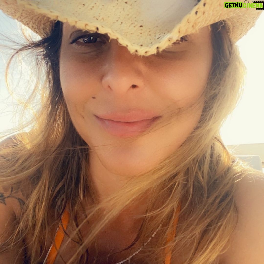 Kate del Castillo Instagram - #tbt no hace mucho. Feliz jueves! Not that long ago. Happy Thursday! ♥️♥️♥️♥️