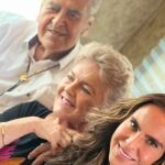 Kate del Castillo Instagram - Ya los extraño! Fue lindo compartir con mi familia aunque pocas veces en 2 meses pero siempre increíbles momentos. Gracias por aguantar mis horarios ♥️#familia #katetrillo #ericdelcastillo @vdelcastillotv @darwin___________________