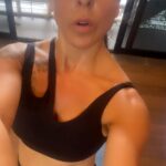 Kate del Castillo Instagram - Buenos días!!! Week 7 in my hometown 🥰#cdmx #mexicicity #workout @alo gracias @aurorapapile y Fer por mi #outfit ♥️
