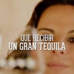 Kate del Castillo Instagram - Síguenos @tequilahonor Desde Arandas Jalisco México, te llevamos el sabor auténtico de Tequila Honor a tu puerta🇲🇽 Si vives en Mexico, Estados Unidos o en Centro y Sudamericana visita nuestro sitio web www.tequilahonor.com para conseguir tu Honor favorito. Si todavía no estamos en tu país pídelo en todos tus lugares favoritos para que llegue más rápido! ¡Haz tu pedido en línea hoy mismo y celebra con el mejor tequila en casa! 🥃 Vive con Honor!! Follow us @tequilahonor From Arandas Jalisco México, we bring you the authentic flavor of Tequila Honor to your home 🇲🇽 If you live in Mexico, the United States or Central and South America, visit our website www.tequilahonor.com to get your favorite Honor. If we are not yet in your country, order it at your favorite places so we can get there sooner!! Place your order online today and celebrate with the best tequila at home! 🥃 Live with Honor!! #DestiladoMexicano #weekend #findesemana #EstadosUnidos #VIP #tequilacocktail #cocktailtime #weekend #tequilahonor #viveconhonor #tequila #honor #honorisinyourhands #livewithhonor #mexico #shots #honorisinyourhands #tequilatime #tequilanight #mexicancocktails #tequilalover #mexicantequila #tequilamexicano #margaritas #usa #tequilatime #katedelcastillo @tequilahonor @katedelcastillo