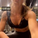 Kate del Castillo Instagram – Buenos días! Vamoooooos! 5am #workout