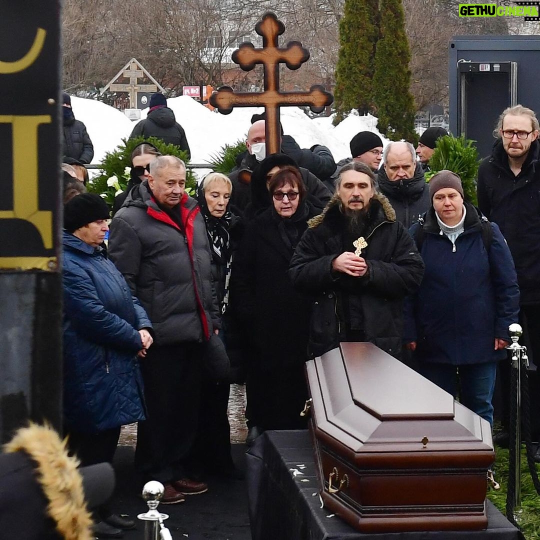 Katie Couric Instagram - More scenes from Alexei Navalny’s funeral service in Moscow, which took place today under tight supervision from the Russian authorities, who have arrested hundreds of mourners at memorial sites since Navalny died. Outside the church and cemetery, thousands of people gathered and chanted “Thank you, Alexei,” and “Russia will be free!” After a procession to the cemetery, Navalny’s coffin was lowered to the Frank Sinatra song “My Way,” and then the final song from “Terminator 2,” which Navalny considered “the best film on Earth.” Alexei Navalny’s wife Yulia, and two children, Daria and Zakhar did not appear to be present at the funeral. Yulia posted a statement on X today dedicated to her husband: “Lyosha, thank you for 26 years of absolute happiness,” she wrote using her husband’s nickname. “I don’t know how to live without you, but I will try to make you up there happy for me and proud of me.” Images via Getty