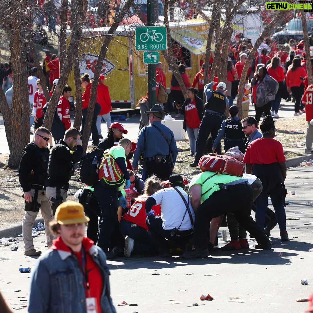 Katie Couric Instagram - 🚨One person was killed and at least nine others suffered gunshot wounds in a shooting at Kansas City’s Union Station just after the Kansas City Chiefs parade Wednesday, a fire department spokesperson said. Of those injured, at least three are in critical condition, Battalion Chief Michael Hopkins said. He added that there may have been more victims as local hospitals have seen walk-ins, but officials are still working to confirm whether they were injured in the same incident at Union Station. Two armed people have been detained, according to Kansas City police. About 1 million paradegoers and 600 law enforcement officials were expected at Wednesday’s celebration. This is a developing story with updates to come. 📸: @gettyimages