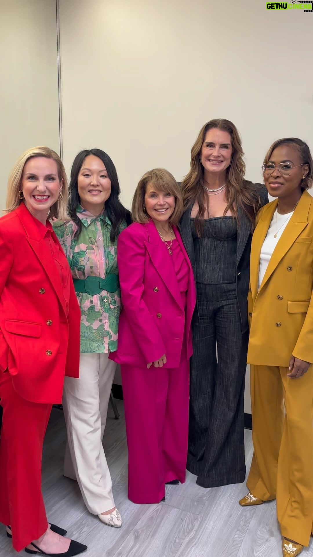 Katie Couric Instagram - Happy #internationalwomensday from me and my fabulous crew! ✨💪 See you soon @sxsw! 🤠PS: You want to watch our panel “Breaking Barriers, Shaping Narratives: How Women Lead On and Off the Screen” at the link in my bio!
