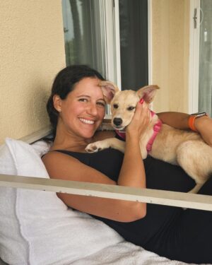 Katie Couric Instagram - Ellie, Carrie and I spent five days in the @turksandcaicos which has become a holiday tradition for us. This year was made even more special because of @potcakeplacek9rescue which takes in stray puppies and dogs and allows visitors to the island to walk them for a couple of hours in the morning. We fell in love with this puppy named ZZ. He came into the shelter in very bad condition—three of his siblings were lost, so the volunteers named the three survivors after BEYONCE—BB, JJ and ZZ.  We thought about bringing ZZ home but we have so much travel planned we ultimately decided against it. Jane Parker-Rauw wrote us the sweetest email. “We get a lot of lovely families through our doors just like yours who want to help and quite often that help doesn’t come in adopting a dog. People can help in so many other ways.” Jane said her goal is to control the population through spay/neuter programs, adoption and education. She goes to schools in her “spare time” and talks about animal welfare. “There is no shelter here in The Turks and Caicos Islands and so all of these pups and dogs are looked after in volunteer homes. We keep them until they get adopted. No exceptions.” She went on to say, “We are 100% financed by donations, be it through financial donations to pay the huge dog food bills, vet bills and to keep the lights on, or by bringing down donations in the way of donated vet supplies, toys, puppy formula, pee pee pads, towels and even newspapers to line the crates.
I used to get excited about a man bringing me flowers.. Now it’s pee pee pads and newspapers. How times change!”
I wanted to take a moment to thank Jane and all the volunteers at Potcake Place (like Abby who was so nice!) for everything they do to help the animals on @turksandcaicos_official. “Nobody can do everything,” Jane wrote, “but everyone can do something.” I will be sending a donation. If you’re in the Turks, stop by and give these puppies a hug and a walk! 🐶 🐕 ❤️