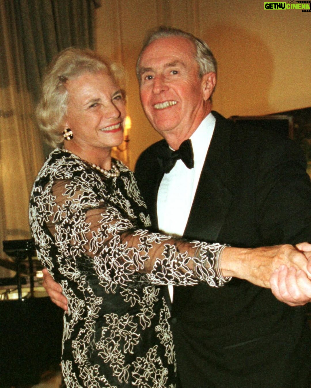 Katie Couric Instagram - Retired Supreme Court Justice Sandra Day O’Connor, the first woman to serve on the nation's highest court and a crucial swing vote during her twenty-five year tenure, died on Friday. She was 93. A key figure in landmark Supreme Court cases dealing with abortion, affirmative action and civil rights, O’Connor retired from the high court in 2006 and announced in 2018 that she had been diagnosed with dementia and would withdraw from public life. The Supreme Court announced her death in a statement, saying the cause was complications of dementia. O’Connor was President Ronald Reagan’s first nominee to the Supreme Court, joining the court in 1981 after an already notable career that included serving as the majority leader in Arizona’s state Senate – the first woman to hold that title in the nation. Fifty-one years old at the time of her SCOTUS nomination, she served for 24 years, retiring in January 2006 to care for her ailing husband. Her husband, John Jay O’Connor III, whom she met when they were both students at Stanford Law School and married shortly after her graduation in 1952, died of Alzheimer’s disease in 2009. Justice O’Connor spent an active retirement, sitting as a visiting judge on federal appeals courts around the country and speaking and writing widely in support of two causes, judicial independence and civics education. She also catered to her six grandchildren, taking them on trips and writing two children’s books based on her own colorful childhood on a remote Arizona ranch. 📸: @gettyimages