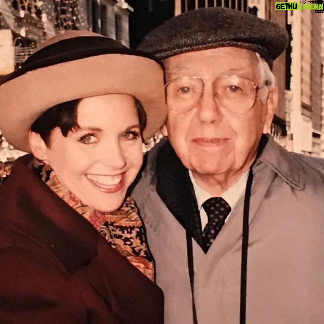 Katie Couric Instagram - The annual @macys Thanksgiving Day Parade (that I used to get up at the crack of dawn for to help broadcast on NBC) calls for a hat roundup! π I remember hosting with the comical Willard Scott during those days and my hats became a bit of a joke β like the PD Eastman book, Go Dog Go! I would ask Willard, βDo you like my hat?β To which heβd respond, βI do, I do, I do like your hat!β I wrote about more of those behind-the-scenes moments at the link in my bio. I canβt wait to watch the parade today β Iβll be picking out my favorite balloons π (and hats! π) #thanksgiving #macysthanksgivingdayparade #macys