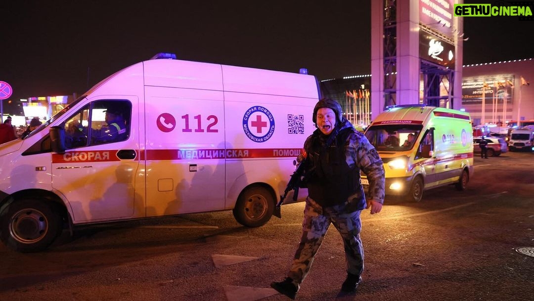 Katie Couric Instagram - 🚨 At least 40 people were killed and more than 100 were injured after armed attackers stormed a popular concert venue complex near Moscow and opened fire, according to preliminary information from the Federal Security Service in Russia, state media TASS reported. The attack is being investigated as a terrorist act, according to Russia’s Investigative Committee. RIA Novosti reported the armed individuals “opened fire with automatic weapons” and “threw a grenade or an incendiary bomb, which started a fire.” State media Russia 24 reported the roof on the venue has partially collapsed. The attack unfolded before the music group Picnic was set to perform, according to Russia 24. A SWAT team was called to the area and more than 70 ambulance teams and doctors were assisting victims. Around 100 people were evacuated from the building by firefighters, TASS reported. Rescuers are still working to get people off the roof, according to the Main Directorate of the Ministry of Emergency Situations of the Russian Federation. Credit: @gettyimages #breakingnews #russia #moscow Moscow, Russia